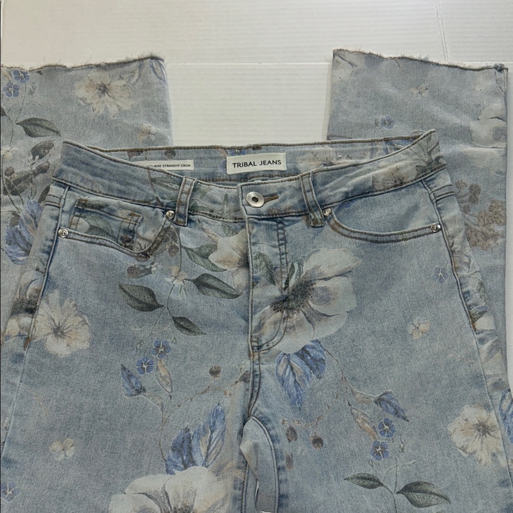 Tribal Floral Light Blue Cropped Jeans